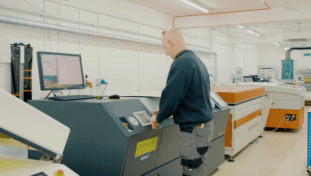 Photo of man operation CDI Spark machine